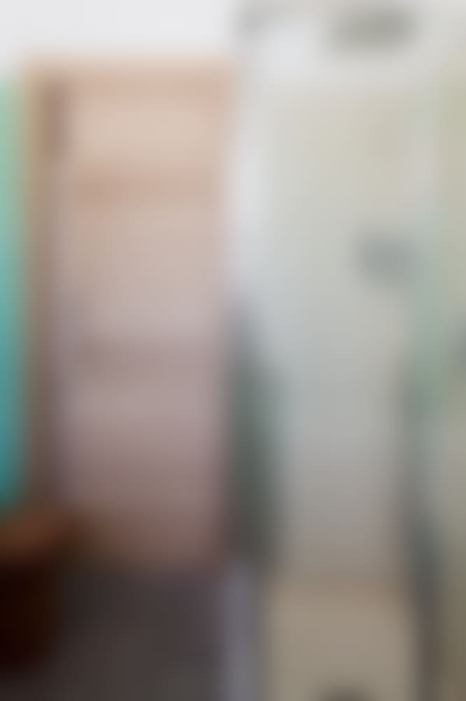 The shower in the third bedroom's en-suite.